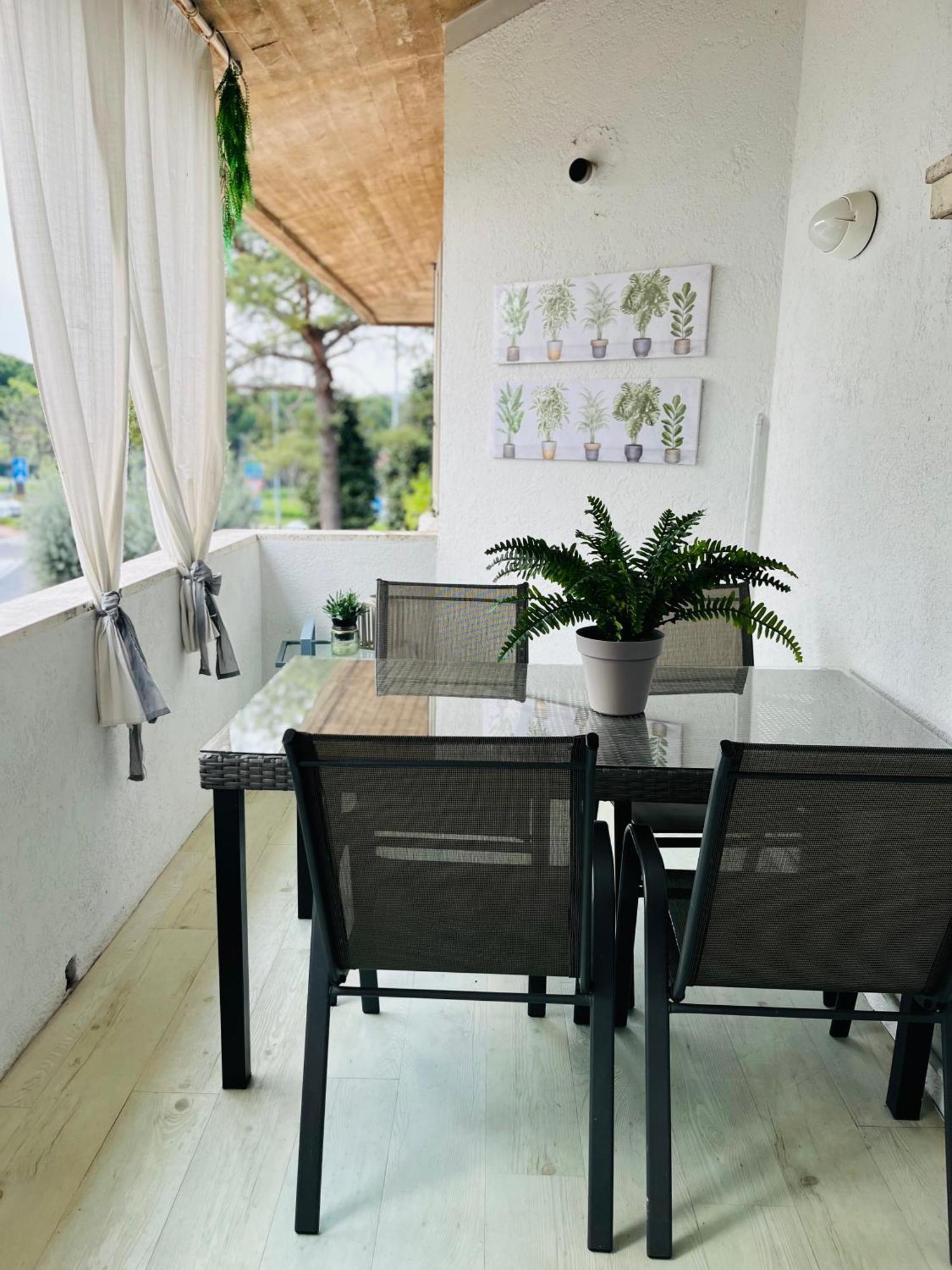 Your Familyapartment In Sirmione Buitenkant foto