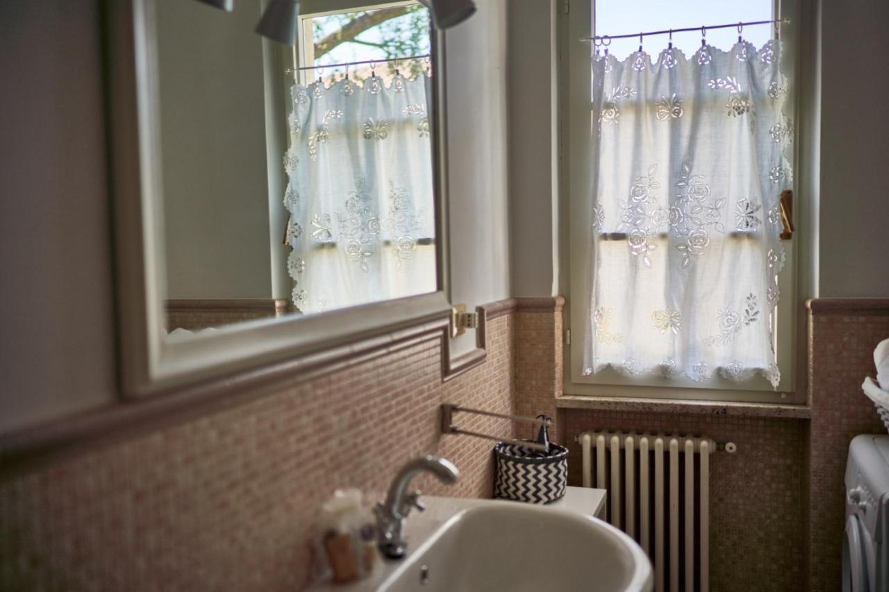 Your Familyapartment In Sirmione Buitenkant foto