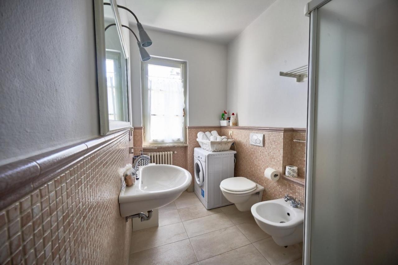 Your Familyapartment In Sirmione Buitenkant foto